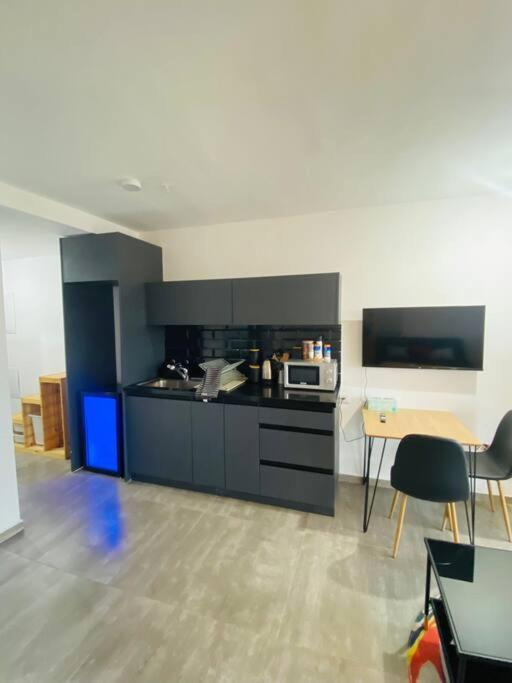 Lovely Flat In Tel Aviv 32 Apartamento Exterior foto